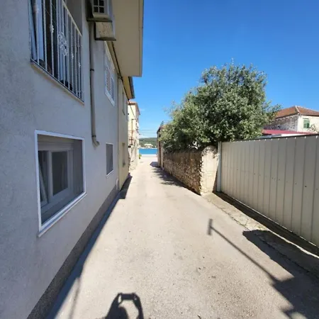 Lukas Apartment